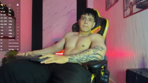      online show from 10/15/25, 12:27