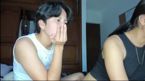 We are Lana. the one with short hair and vanessa girl with long hair online show from 02/09/25, 10:43