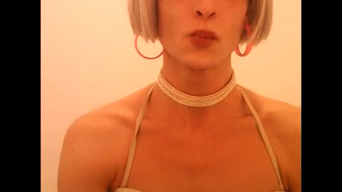 Wendy online show from 12/16/25, 07:30