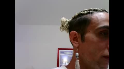 Wendy online show from 05/18/26, 07:52