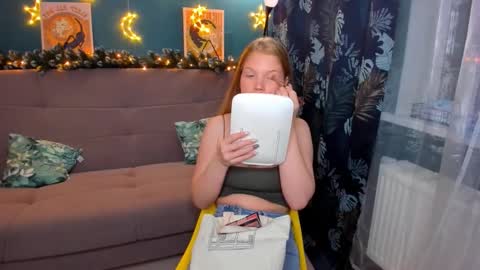 Chloe online show from 12/16/24, 02:16