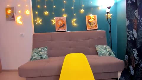 Chloe online show from 01/25/25, 11:13