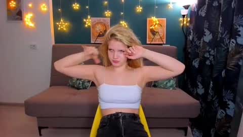 Chloe online show from 02/02/25, 02:34