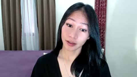 Snapshot of xlovely_destinyx chatting on 07/24/26, 03:59 Alice online show from 07/24/26, 03:59