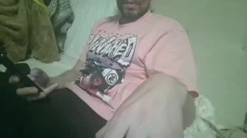 Snapshot of xlpack69 chatting on 01/02/25, 05:18 John online show from 01/02/25, 05:18