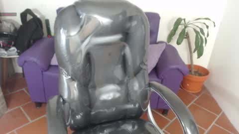 lunna online show from 12/03/24, 06:49