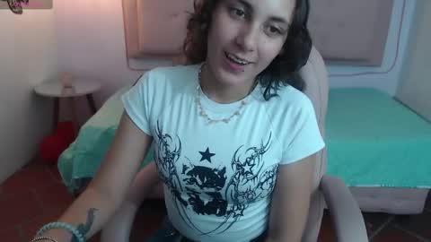 lunna online show from 02/26/25, 02:48