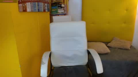 lunna online show from 12/03/25, 09:13