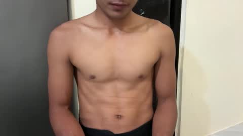 Snapshot of xmoreno_guy69 chatting on 11/19/25, 03:34 SECRET online show from 11/19/25, 03:34