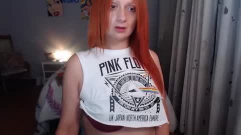 Snapshot of xnathashax1 chatting on 09/23/25, 10:57 luciana online show from 09/23/25, 10:57