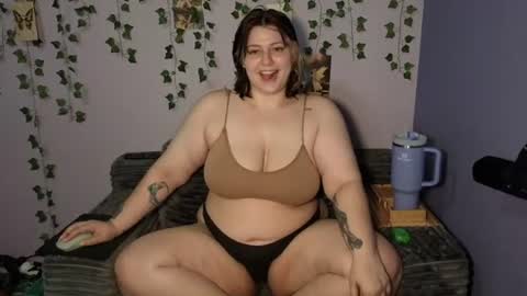 Snapshot of xo_bambi_xo chatting on 07/21/26, 12:46 Bambi online show from 07/21/26, 12:46