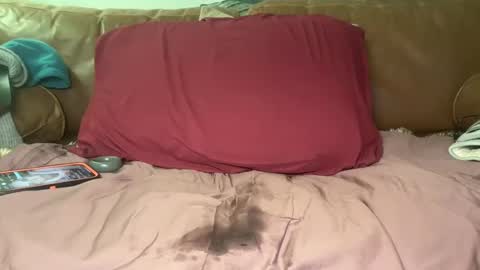 Snapshot of xo_cafe chatting on 12/19/24, 04:02 Oscuro Patrn online show from 12/19/24, 04:02