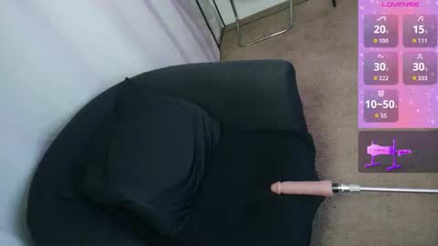 Kate online show from 10/28/25, 01:42