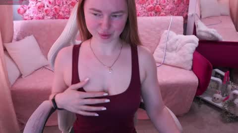 Snapshot of xo_monica chatting on 04/04/26, 12:24 Monica online show from 04/04/26, 12:24