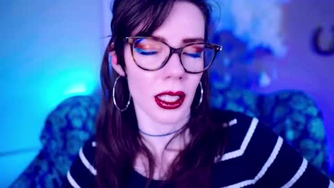 Bella Bondai online show from 11/26/25, 05:08