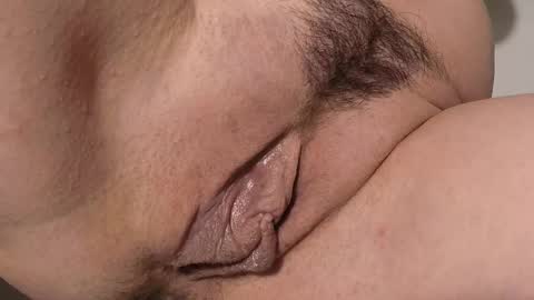 Snapshot of xollan chatting on 09/28/25, 11:43 Lost in Lust online show from 09/28/25, 11:43