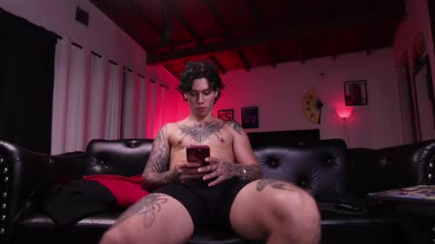   online show from 10/25/25, 11:32