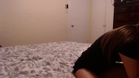 Snapshot of xoprettylittlepoisionxo chatting on 09/26/25, 08:57 xoprettylittlepoisionxo online show from 09/26/25, 08:57