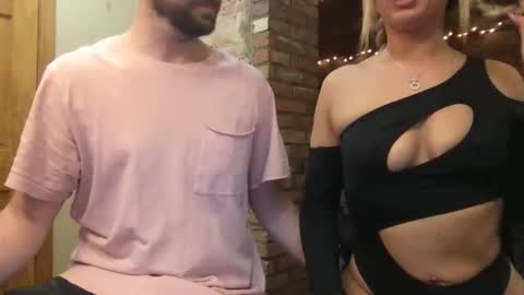 Snapshot of xoprincesspeachxo chatting on 10/25/25, 12:40 xoprincesspeachxo online show from 10/25/25, 12:40