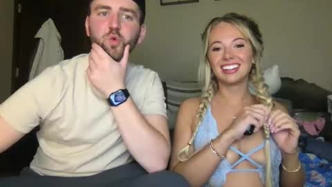 Snapshot of xoprincesspeachxo chatting on 11/04/25, 01:05 xoprincesspeachxo online show from 11/04/25, 01:05