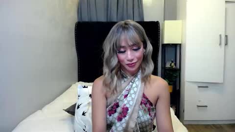 xoxo online show from 11/17/25, 02:34