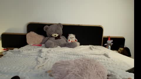 Snapshot of xoxo_cherry1 chatting on 04/10/26, 04:39 Cherry online show from 04/10/26, 04:39