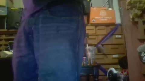 Snapshot of xploringus1 chatting on 12/23/25, 08:01 Xploringus online show from 12/23/25, 08:01