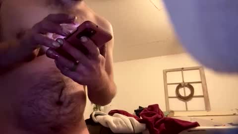 Snapshot of xploringus1 chatting on 01/17/26, 05:23 Xploringus online show from 01/17/26, 05:23