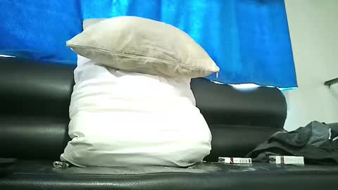 Snapshot of xposed_edger chatting on 02/20/25, 02:57 xposed_edger online show from 02/20/25, 02:57