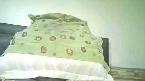 Snapshot of xposed_edger chatting on 04/08/26, 05:57 xposed_edger online show from 04/08/26, 05:57