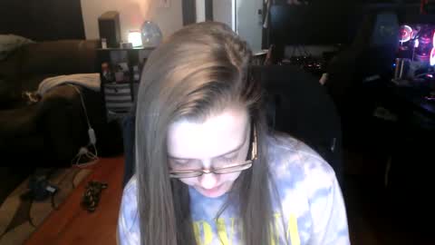 Snapshot of xqueenkendrax chatting on 02/11/25, 10:18 xqueenkendrax online show from 02/11/25, 10:18