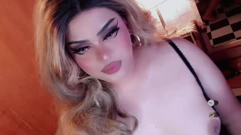 Snapshot of xsabbylicious69 chatting on 07/11/26, 04:04 xsabbylicious69 online show from 07/11/26, 04:04