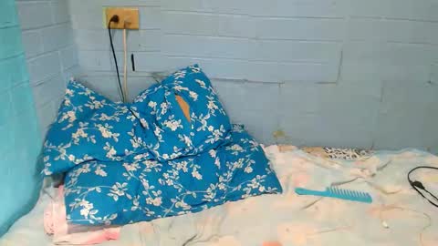 Snapshot of xsavagemistressx chatting on 02/18/25, 10:03 Ask Me Baby online show from 02/18/25, 10:03