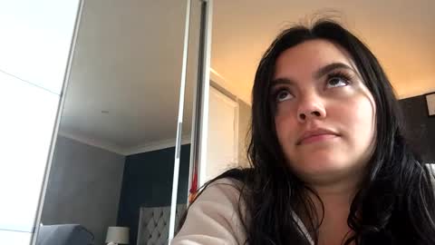 Snapshot of xsexyxsamx chatting on 02/08/25, 12:17 xsexyxsamx online show from 02/08/25, 12:17