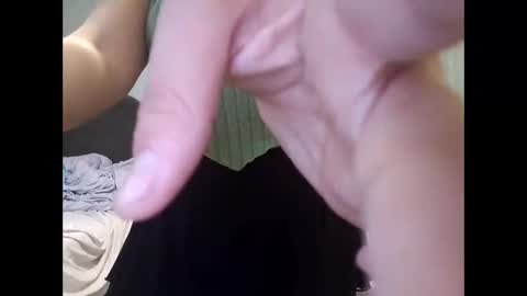 Snapshot of xsillymillyx chatting on 11/05/25, 04:23 Mille online show from 11/05/25, 04:23