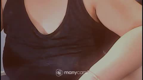 Snapshot of xsw33t_joy69x chatting on 03/21/26, 03:15 joy online show from 03/21/26, 03:15