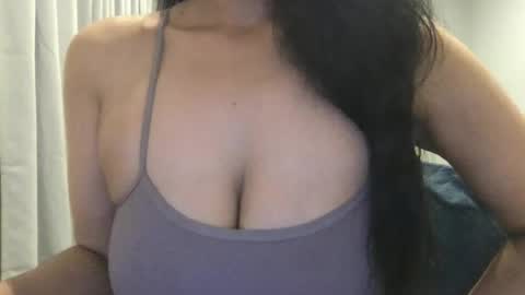 Snapshot of xsweetsaraxx chatting on 07/04/26, 03:45 xsweetsaraxx online show from 07/04/26, 03:45
