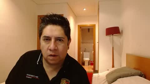 thiagoeva online show from 02/24/25, 08:49