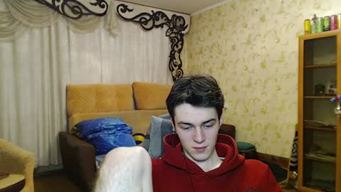 Snapshot of xtraqqq chatting on 12/20/24, 09:28 traqqq online show from 12/20/24, 09:28