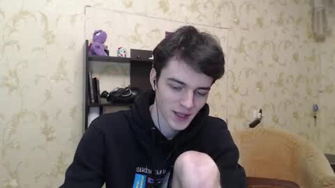 Snapshot of xtraqqq chatting on 02/20/25, 11:32 traqqq online show from 02/20/25, 11:32