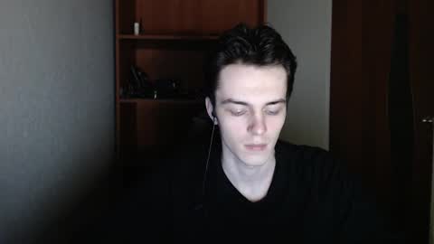 Snapshot of xtraqqq chatting on 09/15/25, 07:14 traqqq online show from 09/15/25, 07:14