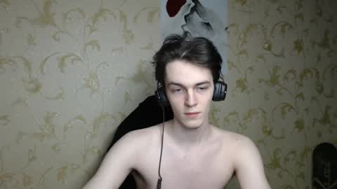 Snapshot of xtraqqq chatting on 03/19/26, 08:02 traqqq online show from 03/19/26, 08:02