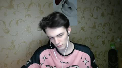 Snapshot of xtraqqq chatting on 03/29/26, 07:58 traqqq online show from 03/29/26, 07:58