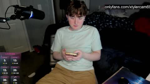 xtylercam69 online show from 02/17/26, 12:51