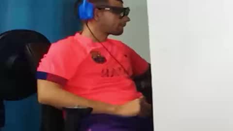 Snapshot of xuyeeg chatting on 01/07/25, 01:49 xuyeeg online show from 01/07/25, 01:49