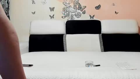 xveryhotcouple online show from 02/19/25, 07:50