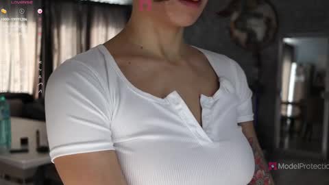 FrancyStepmom and YStepson    INTERESTED IN A GIRL-GIRL COLLABORATION  TEXT ME HERE  or INSTAGRAM online show from 02/11/25, 12:16