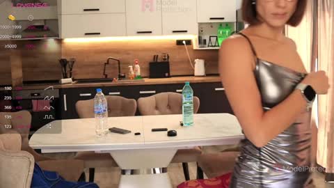 FrancyStepmom and YStepson    INTERESTED IN A GIRL-GIRL COLLABORATION  TEXT ME HERE  or INSTAGRAM online show from 09/18/25, 11:34