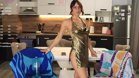 FrancyStepmom and YStepson    INTERESTED IN A GIRL-GIRL COLLABORATION  TEXT ME HERE  or INSTAGRAM online show from 11/29/25, 01:03