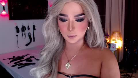 K E L L Y online show from 07/17/26, 06:53